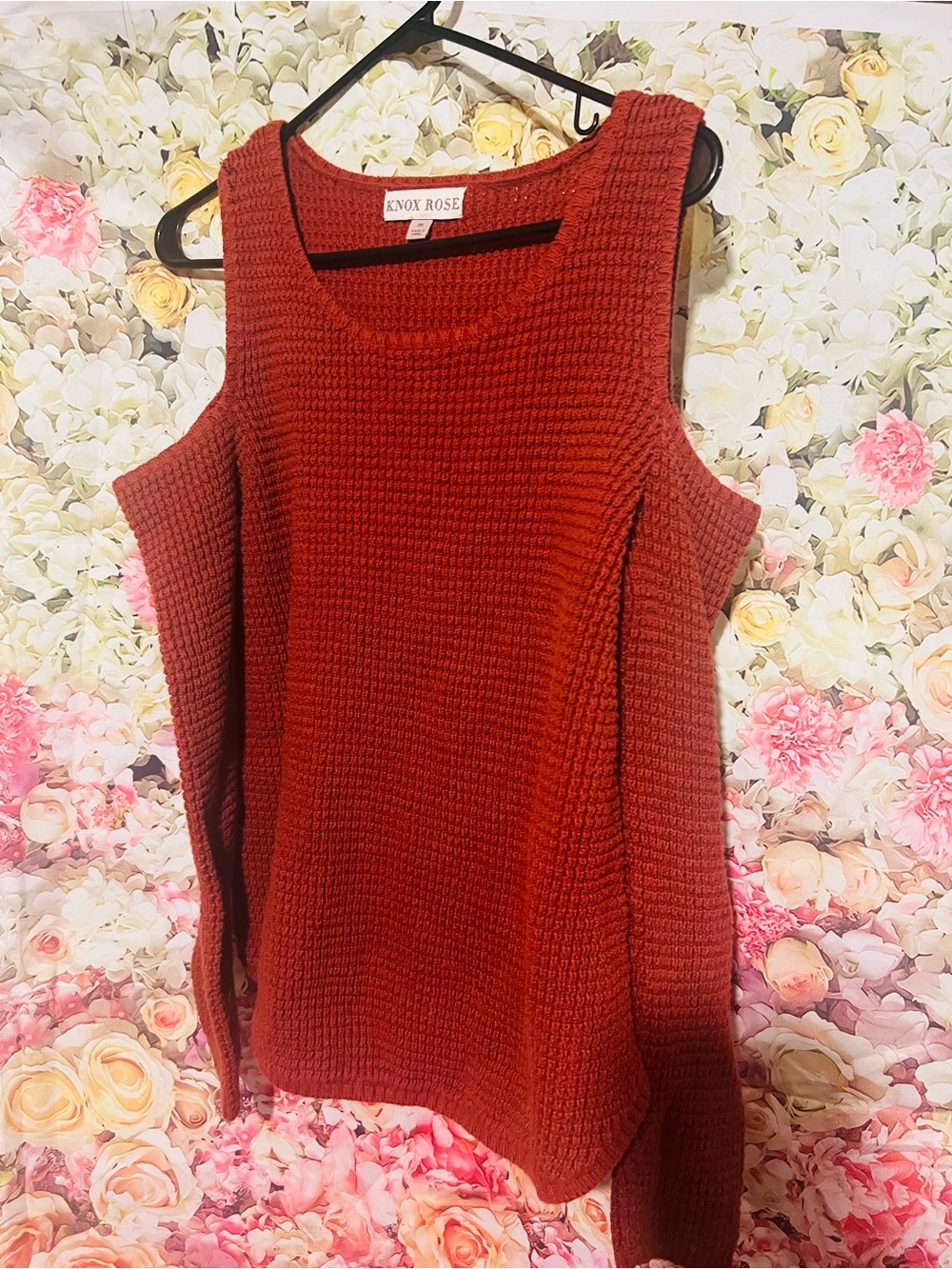 Knox Rose Rust Red Waffle Knit Cold-Shoulder Sweater